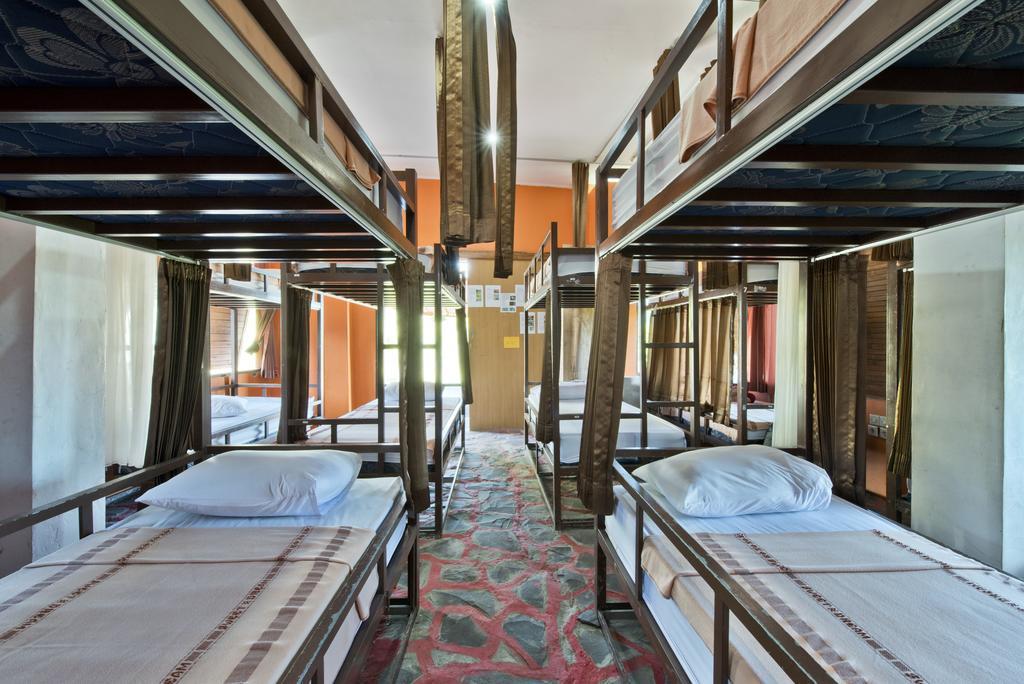 Ubud Kartini Hostel Exterior photo