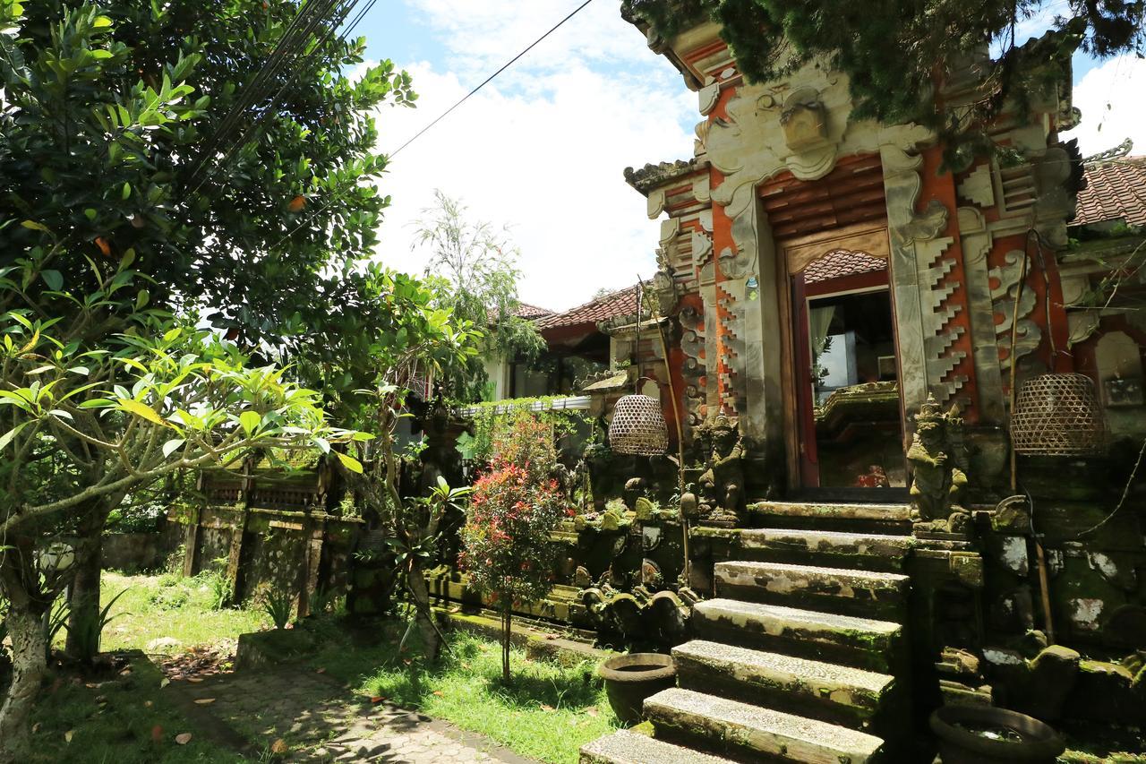 Ubud Kartini Hostel Exterior photo