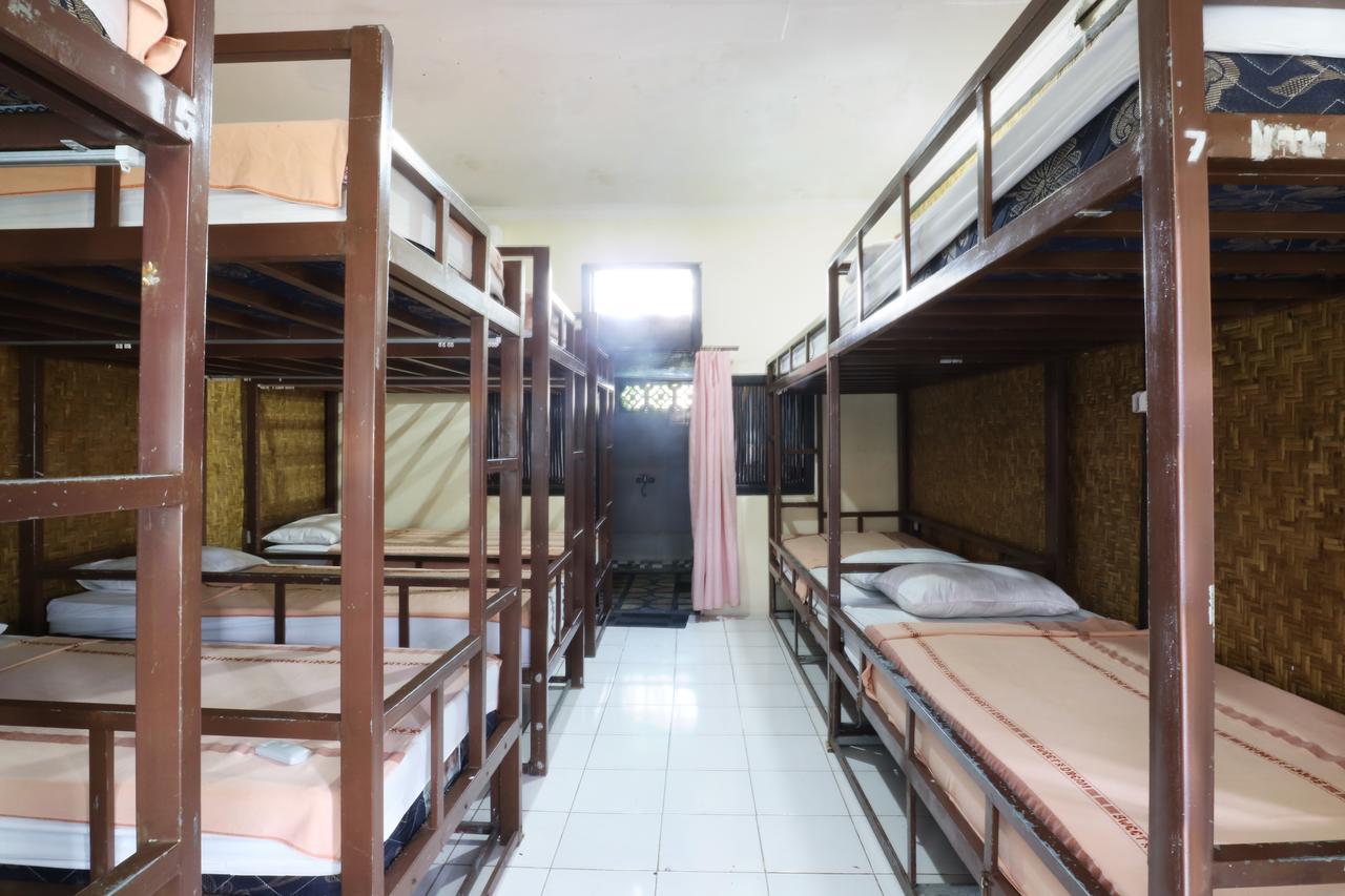 Ubud Kartini Hostel Exterior photo